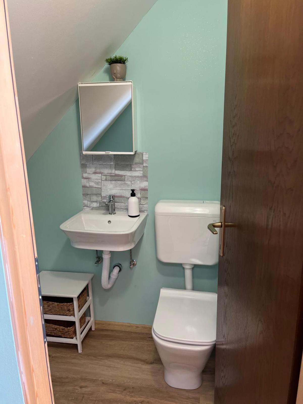 Wooden House Ante Self Check - In And Check - Out Apartment โอโทชาส ภายนอก รูปภาพ